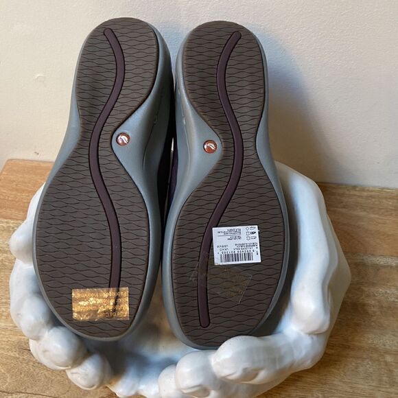 Unstructured by Clarks Loop 2 Walk Slip on Casual Shoes - Picture 9 of 11